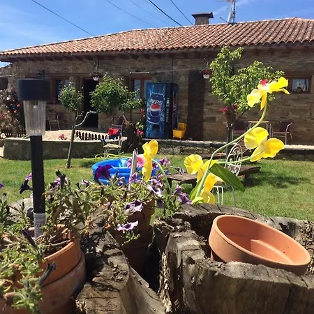 Vandrarhem De Peregrinos La Casa Del Camino Valverde de la Virgen