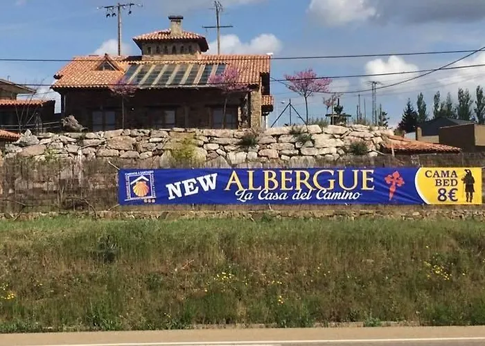 De Peregrinos La Casa Del Camino 호스텔 *